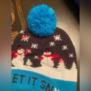 Let it snow hat with pompom and it lights up!!Unisex